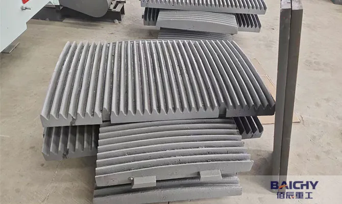 Jaw crusher plates